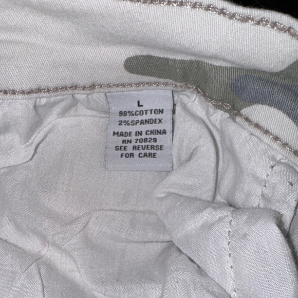 Rue21 Camouflage Print Pants, size L, EUC - Picture 3 of 8